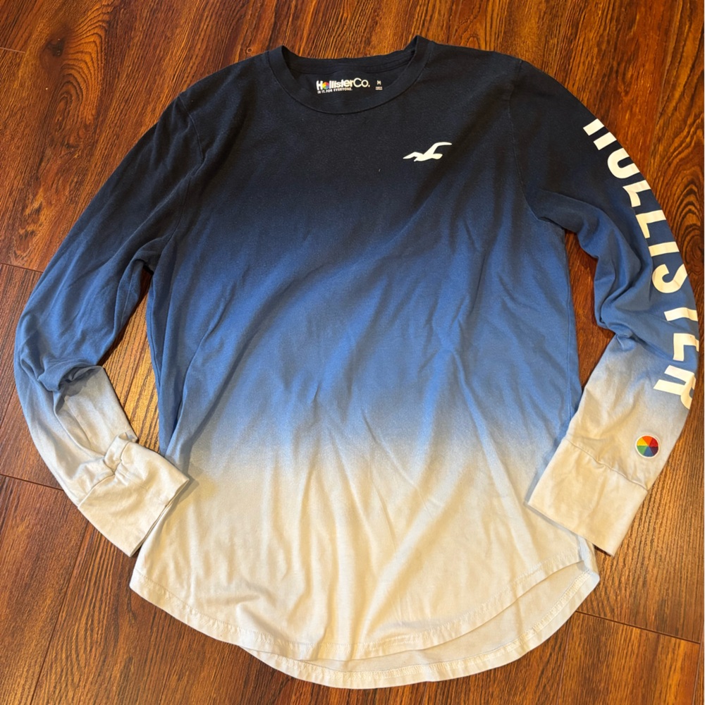 Hollister Co. Long Sleeve Shirt. Size M